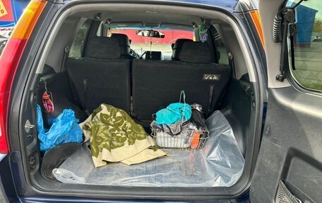 Honda CR-V II рестайлинг, 2004 год, 1 000 000 рублей, 23 фотография