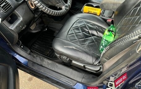 Honda CR-V II рестайлинг, 2004 год, 1 000 000 рублей, 20 фотография