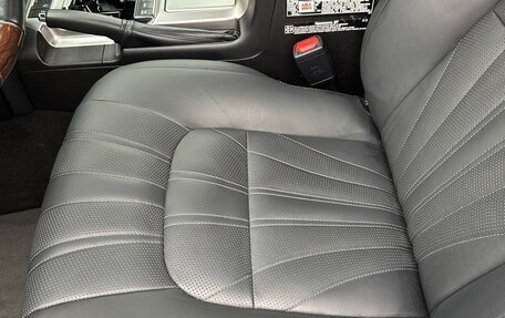 Toyota Land Cruiser 200, 2018 год, 8 750 000 рублей, 13 фотография