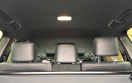 Toyota Land Cruiser 200, 2018 год, 8 750 000 рублей, 20 фотография