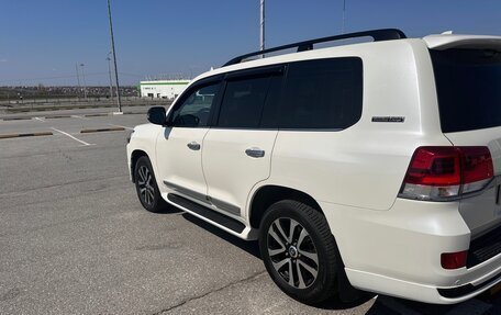 Toyota Land Cruiser 200, 2018 год, 8 750 000 рублей, 25 фотография
