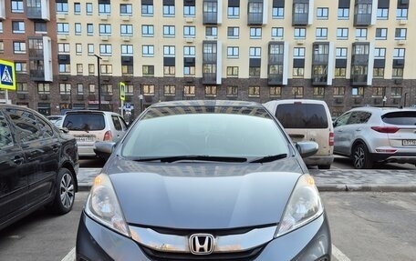 Honda Fit Shuttle I рестайлинг, 2014 год, 1 325 000 рублей, 2 фотография