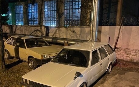 Toyota Carina, 1985 год, 300 000 рублей, 3 фотография