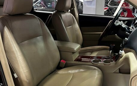 Toyota Highlander III, 2011 год, 2 300 000 рублей, 16 фотография