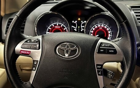 Toyota Highlander III, 2011 год, 2 300 000 рублей, 33 фотография