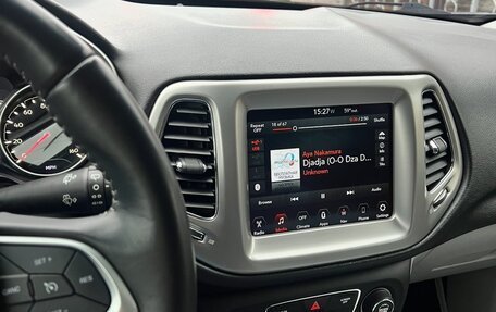 Jeep Compass II, 2017 год, 2 300 000 рублей, 3 фотография
