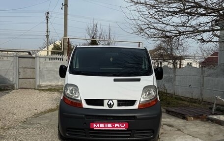 Renault Trafic, 2005 год, 1 800 000 рублей, 3 фотография