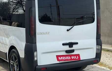 Renault Trafic, 2005 год, 1 800 000 рублей, 16 фотография