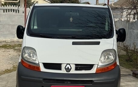 Renault Trafic, 2005 год, 1 800 000 рублей, 18 фотография