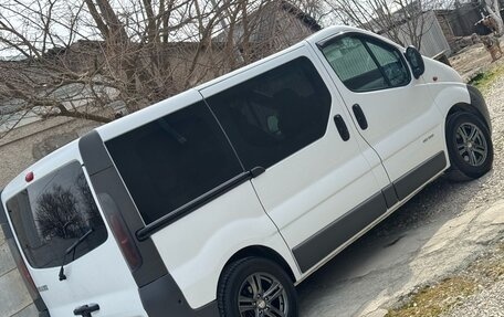 Renault Trafic, 2005 год, 1 800 000 рублей, 14 фотография
