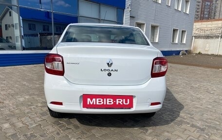 Renault Logan II, 2018 год, 750 000 рублей, 9 фотография