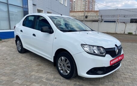 Renault Logan II, 2018 год, 750 000 рублей, 3 фотография