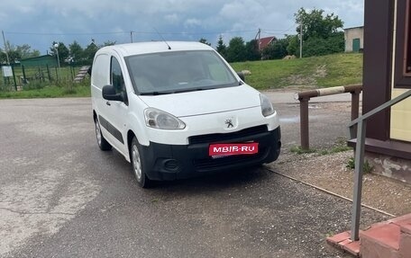 Peugeot Partner II рестайлинг 2, 2013 год, 499 000 рублей, 1 фотография