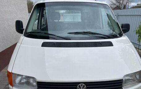 Volkswagen Transporter T4, 2000 год, 925 000 рублей, 2 фотография
