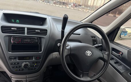 Toyota Opa I рестайлинг, 2000 год, 570 000 рублей, 8 фотография