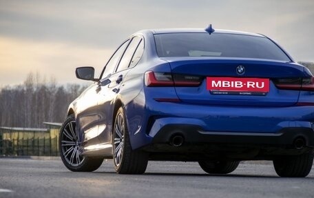 BMW 3 серия, 2019 год, 2 999 999 рублей, 4 фотография