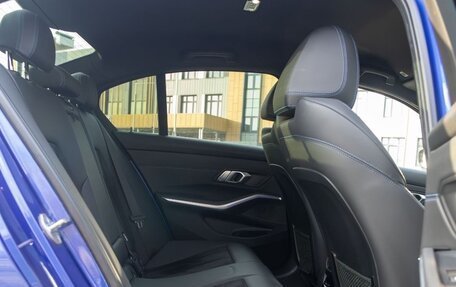 BMW 3 серия, 2019 год, 2 999 999 рублей, 21 фотография