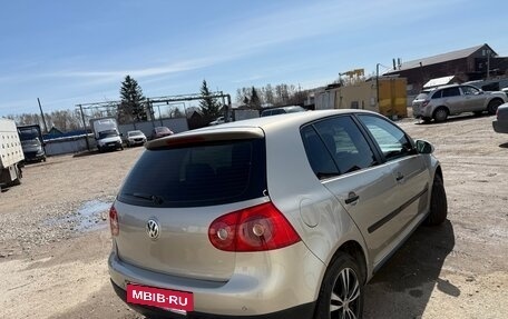 Volkswagen Golf V, 2004 год, 595 000 рублей, 18 фотография