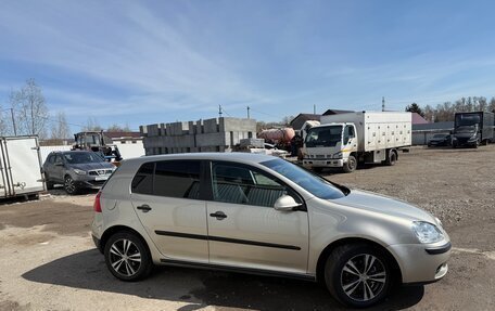 Volkswagen Golf V, 2004 год, 595 000 рублей, 19 фотография