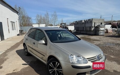 Volkswagen Golf V, 2004 год, 595 000 рублей, 20 фотография