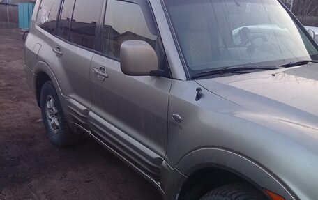 Mitsubishi Montero III, 2002 год, 900 000 рублей, 2 фотография