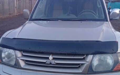 Mitsubishi Montero III, 2002 год, 900 000 рублей, 4 фотография