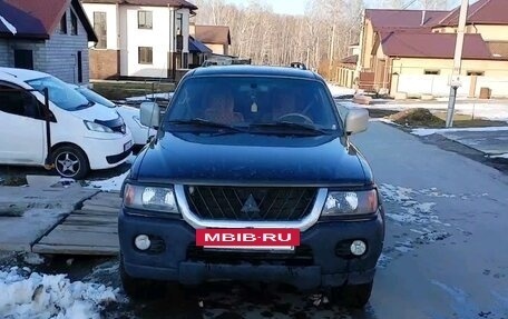 Mitsubishi Pajero Sport II рестайлинг, 2000 год, 720 000 рублей, 2 фотография