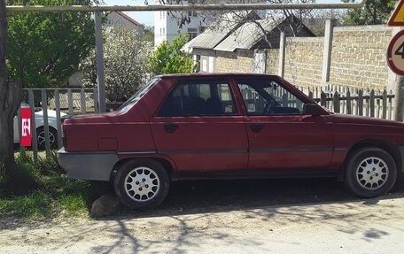 Renault 9, 1990 год, 95 000 рублей, 3 фотография