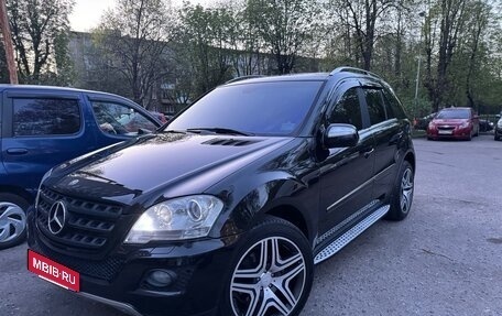 Mercedes-Benz M-Класс, 2008 год, 1 350 000 рублей, 1 фотография