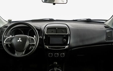Mitsubishi ASX I рестайлинг, 2015 год, 1 649 000 рублей, 10 фотография