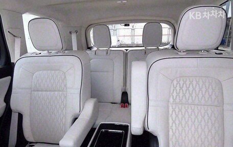 Lincoln Aviator II, 2021 год, 5 999 000 рублей, 9 фотография