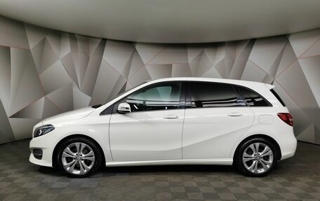 Mercedes-Benz B-Класс, 2017 год, 1 700 000 рублей, 5 фотография