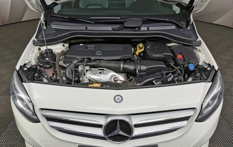 Mercedes-Benz B-Класс, 2017 год, 1 700 000 рублей, 18 фотография
