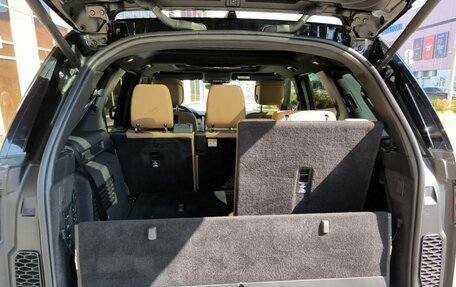 Land Rover Discovery IV, 2023 год, 11 500 000 рублей, 6 фотография