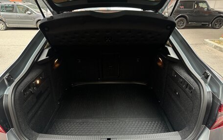 Skoda Superb III рестайлинг, 2018 год, 2 450 000 рублей, 24 фотография