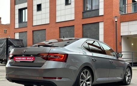 Skoda Superb III рестайлинг, 2018 год, 2 450 000 рублей, 13 фотография