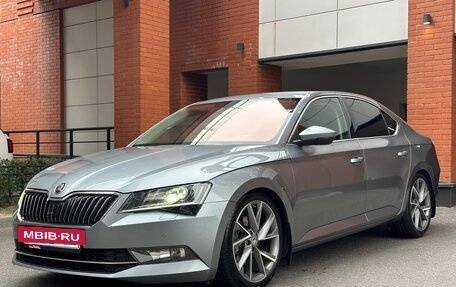 Skoda Superb III рестайлинг, 2018 год, 2 450 000 рублей, 15 фотография