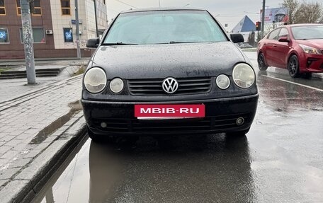 Volkswagen Polo IV рестайлинг, 2004 год, 330 000 рублей, 2 фотография