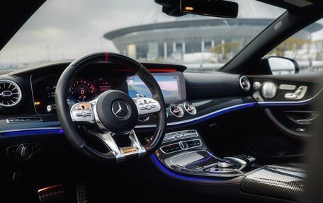 Mercedes-Benz E-Класс AMG, 2018 год, 5 300 000 рублей, 9 фотография