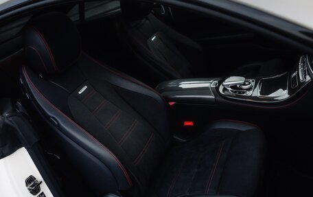 Mercedes-Benz E-Класс AMG, 2018 год, 5 300 000 рублей, 19 фотография