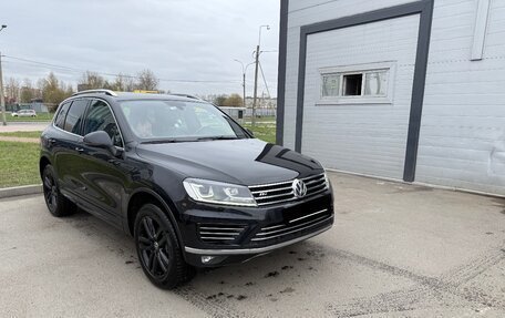 Volkswagen Touareg III, 2016 год, 3 300 000 рублей, 2 фотография