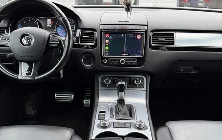 Volkswagen Touareg III, 2016 год, 3 300 000 рублей, 13 фотография