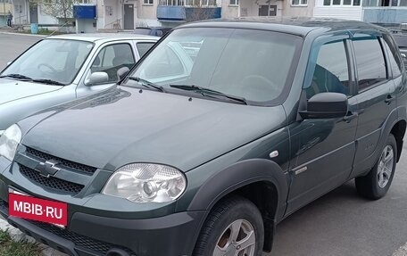 Chevrolet Niva I рестайлинг, 2017 год, 611 000 рублей, 2 фотография