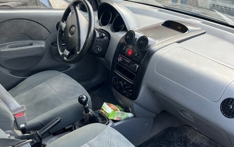 Chevrolet Aveo III, 2004 год, 175 000 рублей, 4 фотография