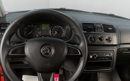 Skoda Fabia II, 2014 год, 899 000 рублей, 9 фотография