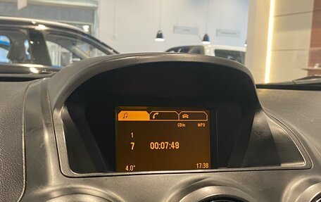 Opel Antara I, 2014 год, 1 250 000 рублей, 17 фотография