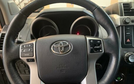 Toyota Land Cruiser Prado 150 рестайлинг 2, 2014 год, 4 200 000 рублей, 7 фотография