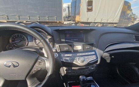 Infiniti Q70 I, 2017 год, 3 500 000 рублей, 4 фотография