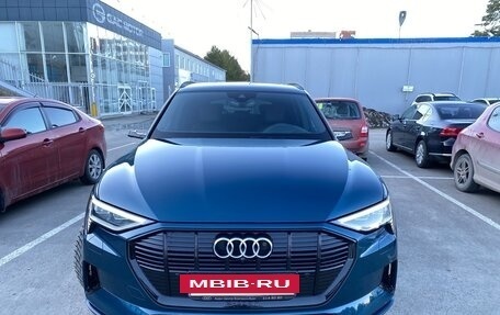 Audi e-tron I, 2020 год, 7 200 000 рублей, 2 фотография