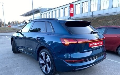 Audi e-tron I, 2020 год, 7 200 000 рублей, 9 фотография